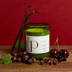 Packshot-Pinot-Noir-Maison-Tchin-Tchin-bougies-decoration-Emilie-Allali-La-Galerie-Dauphine Packshot-Pinot-Noir-Maison-Tchin-Tchin-bougies-decoration-Emilie-Allali-La-Galerie-Dauphine