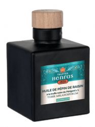 huile-pepin-raison-truffe-noire-1%-La-Maison-Truffes-Henras-1820-Emilie-Allali-La-Galerie-Dauphine